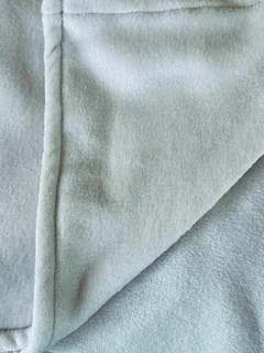 Manta Polar Soft 0.90x1.60mts - Casa Petra Deco