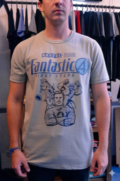 Remera 4 FANTASTICOS cemento - comprar online