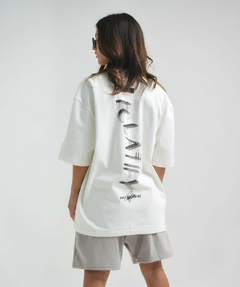 REMERA NIZA OFF WHITE - BOXY OVER en internet