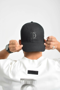 GORRA HYERES LOGO A TONO
