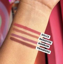 Lápis Labial Retrátil Choco Fun - FENZZA na internet