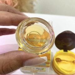 Lip Balm + Aplicador máscara labial Mel Iman Of Noble - comprar online