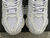 New Balance 9060 Triple White na internet