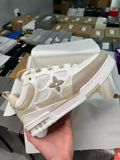 Louis Vuitton Skate Bico Arredondado Bege