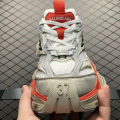 Balenciaga CARGO bico redondo na internet