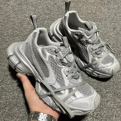 Imagem do Balenciaga Paris Familia 3XL retro