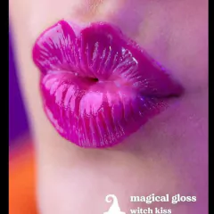 Magical gloss Melu na internet