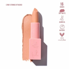 Labial Tease me Tono 01 strings attached Beauty Creations
