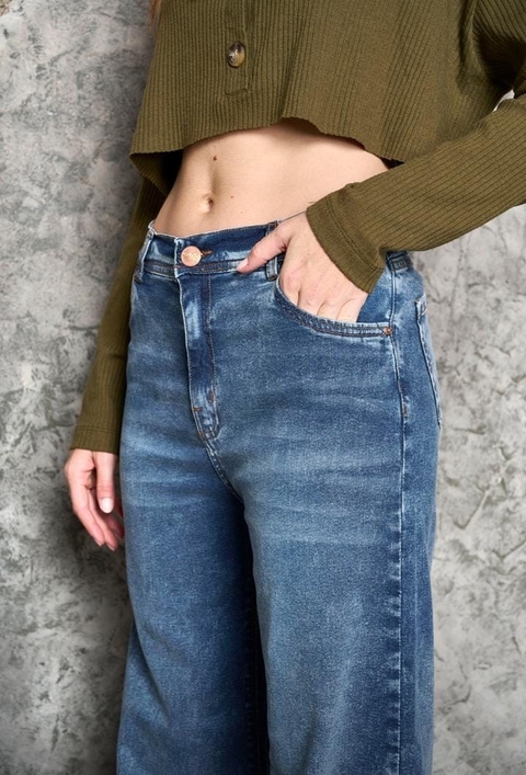 Jean Plus Stone
