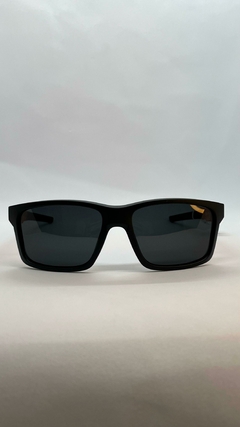 Óculos De Sol Lion Polarizado - Salma Preto Detalhe Vermelho - 00059318990 - LION