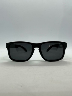 Óculos de Sol Berlim Lion Polarizado - Preto 5414990 - comprar online
