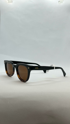 Óculos de Sol Polarizado Lion - Velasco Preto Com Detalhe - 00057628990 - comprar online