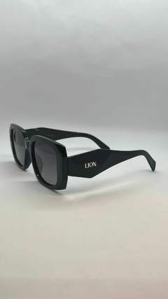 Óculos de Sol Lion Calhau Polarizado - Preto 47718990