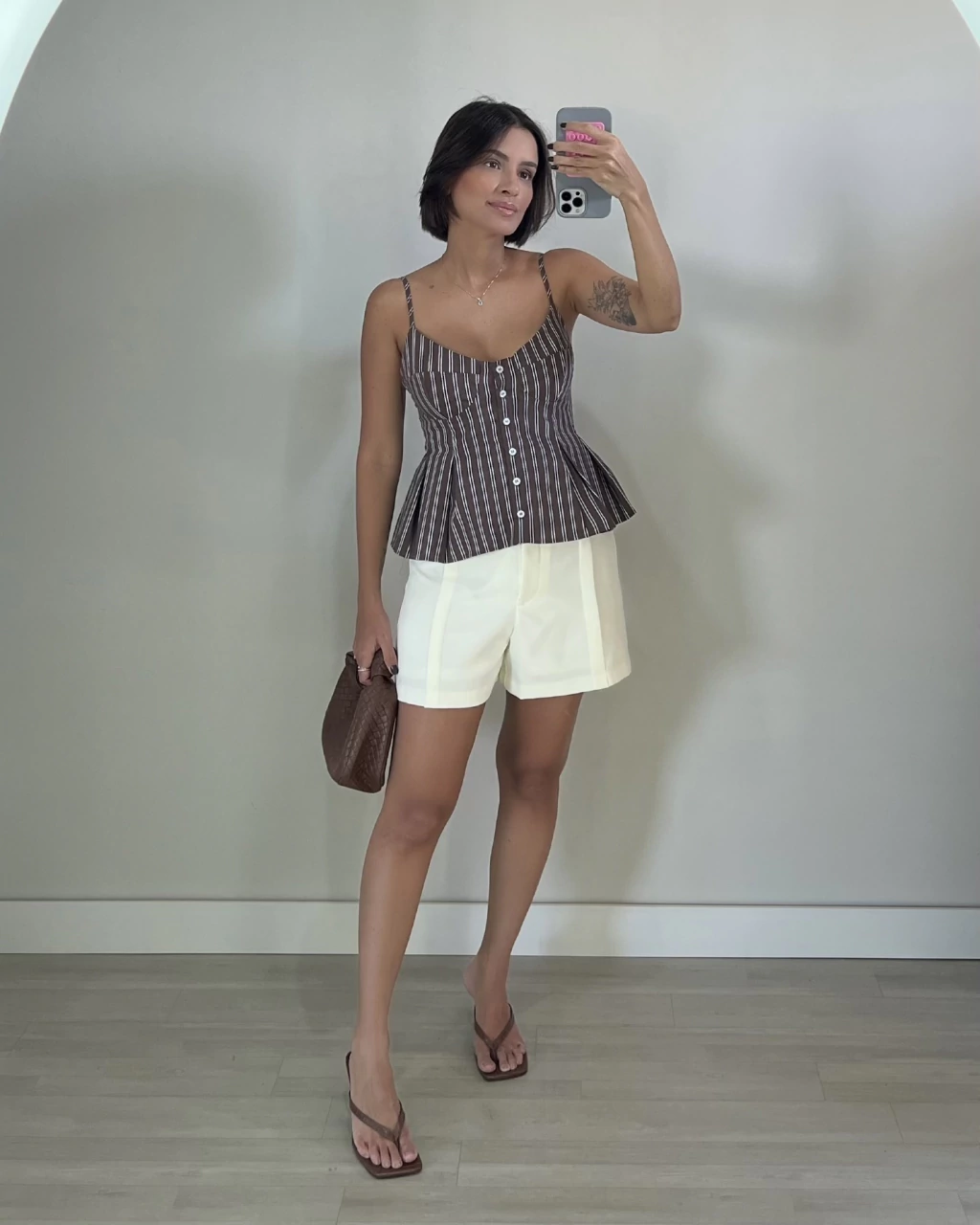Blusa peplum tricoline