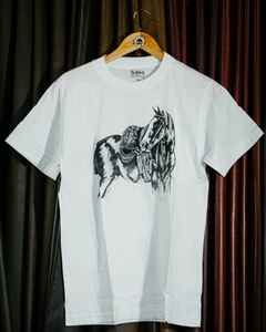 Remera Desconfío - comprar online