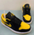 Jordan 1 Low Yellow Ochre na internet