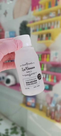 Solución para poligel 120ml LAS VARANO