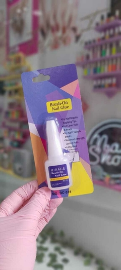 Nail glue con pincel