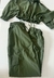 Conjunto Bomber na internet