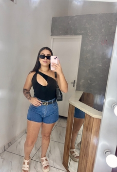Shorts jeans mais estilosa - comprar online