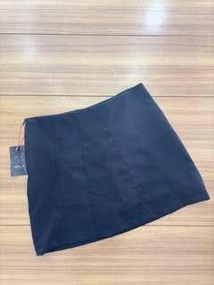 Shorts saia alfaiataria