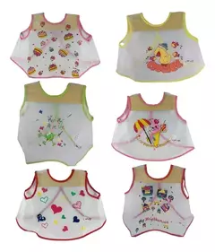 Babero Vestidito LOVE Impermeable +6 meses - comprar online