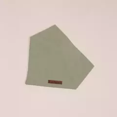 Imagen de Babero Bandana LAS FLORITAS