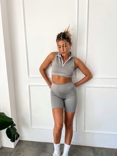 CALZA HILARY CORTA | GRIS