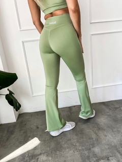 CALZA HILARY OXFORD | VERDE en internet