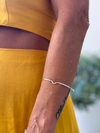Bracelete V / Fio quadrado - comprar online