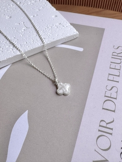 Cordão Van Cleef - comprar online