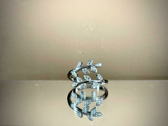 Anillo de hojas