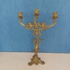 Magnifico candelabro de três velas em bronze com Querubim