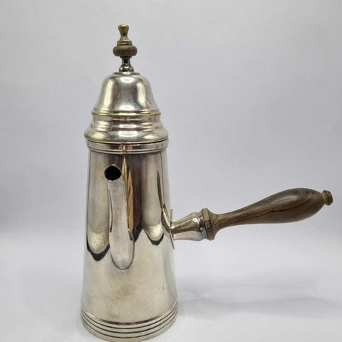 Lindíssimo bule tipo turco em metal espessurado à prata