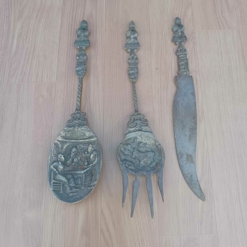 Trio de talheres Holandes em bronze decorativo