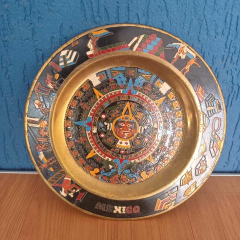 Prato calendário Asteca em bronze