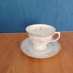 Belíssimo jogo para café em porcelana Schmidt na internet