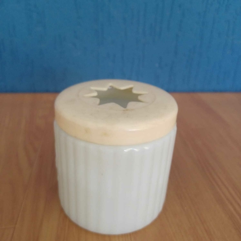 Vidro antigo em opalina