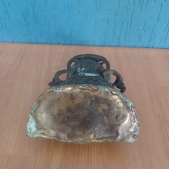 Estátua antiga em bronze – Kubera / Dzambala, Deus da Riqueza na internet