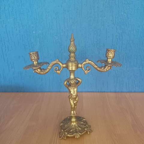 Candelabro antigo de bronze para duas velas