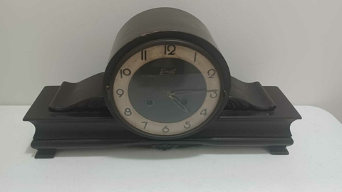 Relógio de mesa antigo da marca Sorel