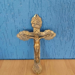 Crucifixo antigo de parede em bonze