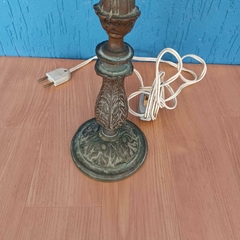 Luminária de mesa em bronze na internet