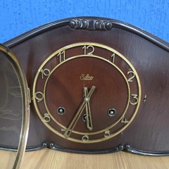 Relógio de mesa alemão Silco estilo "Napoleon Hat" na internet