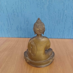 Estátua tibetana em bronze representando o Buda Shakyamuni - comprar online