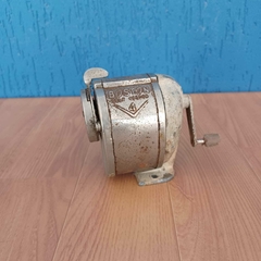 Apontador antigo à manivela de mesa Americano - comprar online