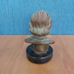 Busto decorativo em bronze representando o compositor Carlos Gomes - comprar online