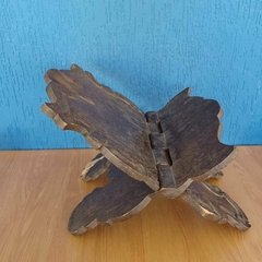 Suporte para Livros entalhado em madeira maciça com sistema de encaixe articulado, - comprar online