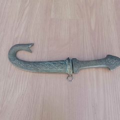 Adaga ornamental de inspiração oriental com bainha curva - comprar online