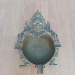 Peça Antiga e rara Tibetana em bronze na internet